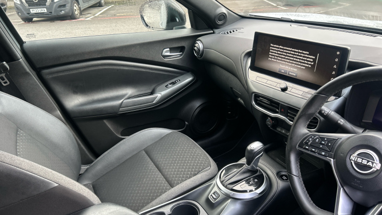 Nissan Juke 1.6 Hybrid N-Connecta 5dr Auto Hybrid Hatchback